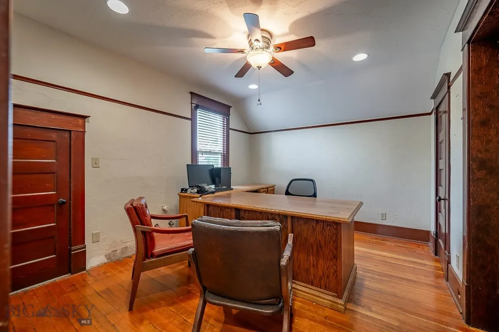 101 N E Street Livingston MT 59047
