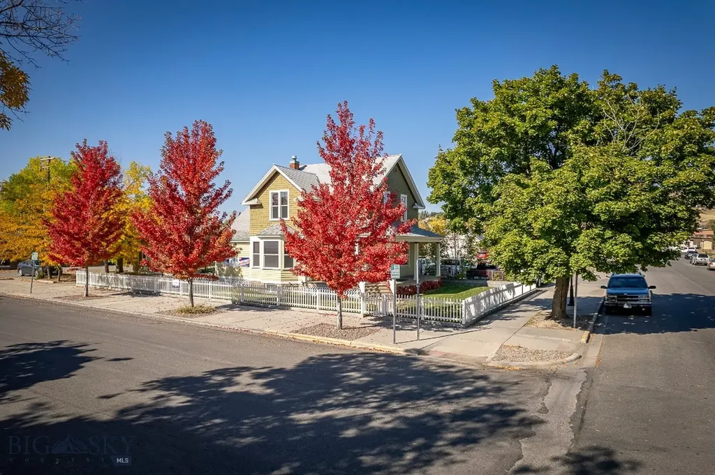 101 N E Street Livingston MT 59047