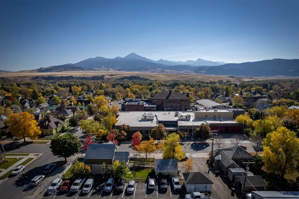 101 N E Street Livingston MT 59047