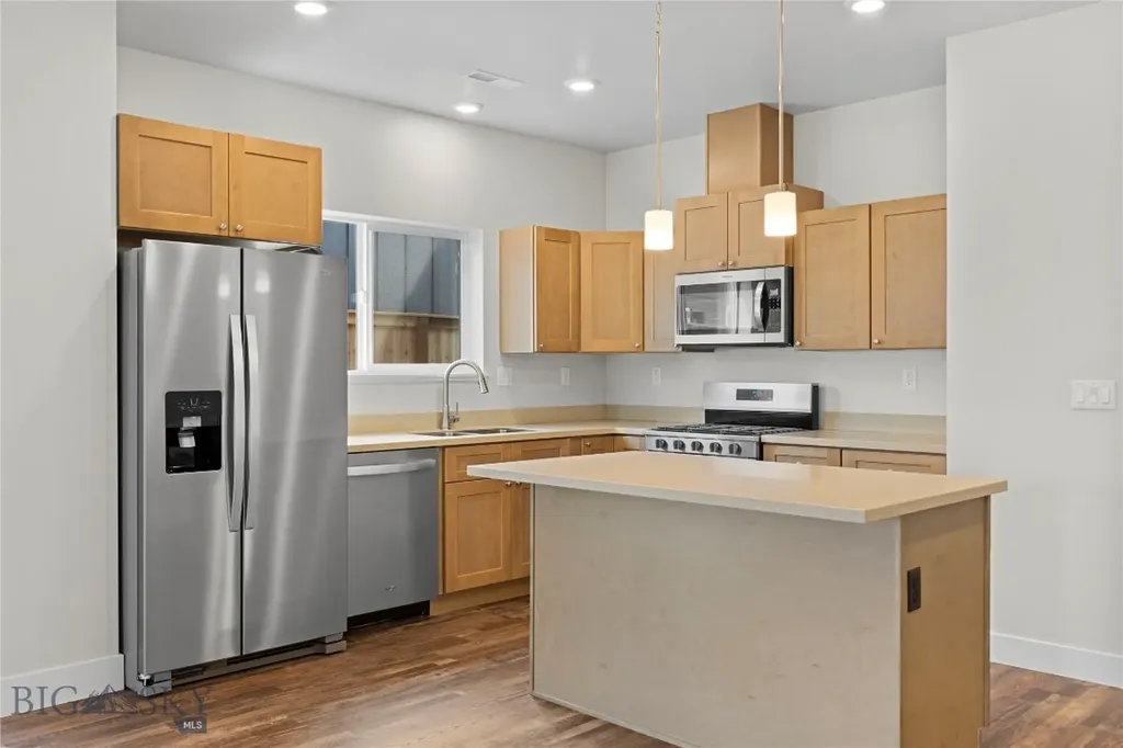 16 Westgate Avenue Bozeman MT 59718