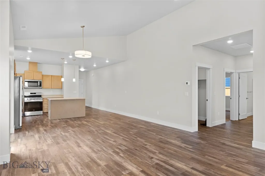 16 Westgate Avenue Bozeman MT 59718