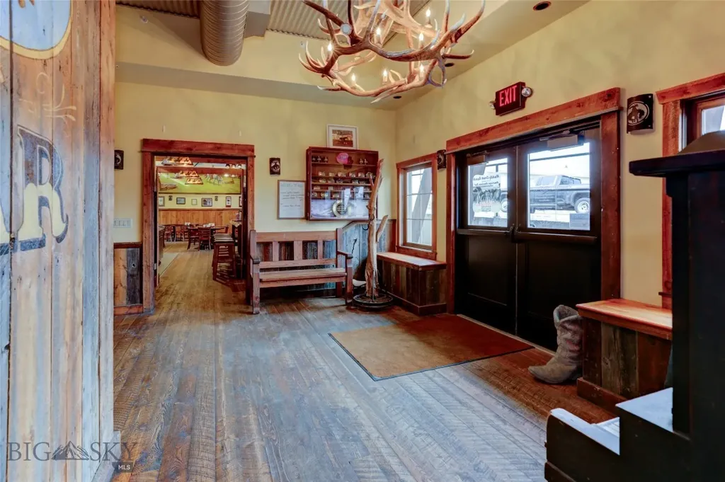102 Elliot S Wilsall MT 59086