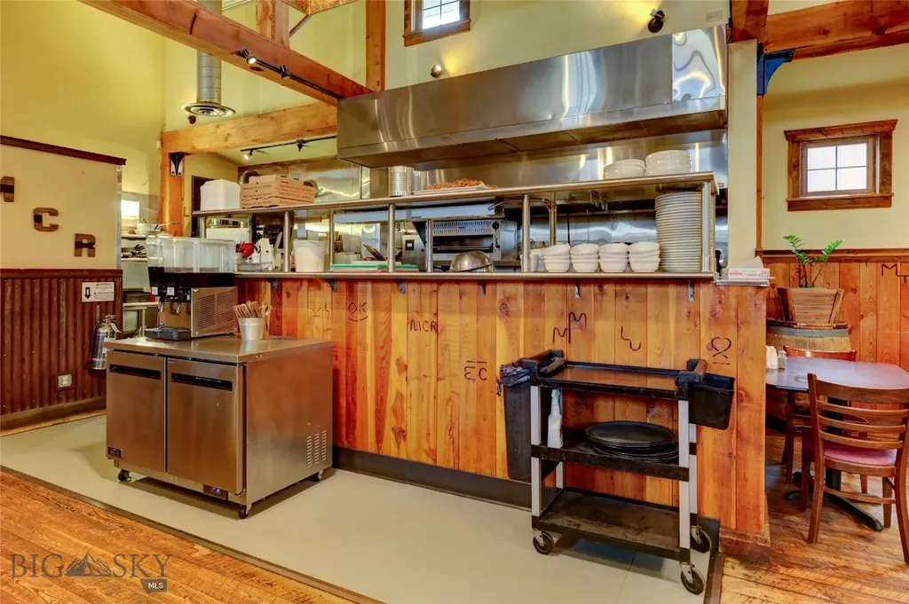 102 Elliot S Wilsall MT 59086