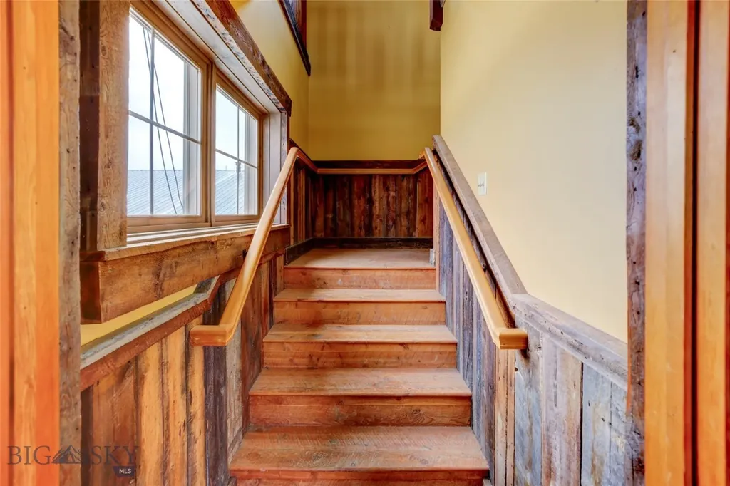 102 Elliot S Wilsall MT 59086
