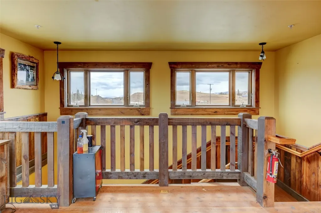 102 Elliot S Wilsall MT 59086