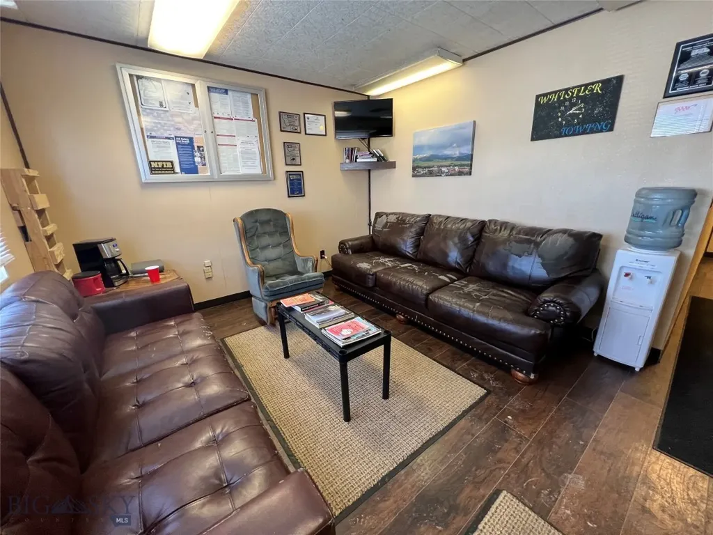 1296 Us Highway 10 Highway W Livingston MT 59047
