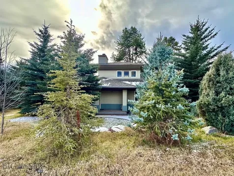 1095 Looking Glass Road Big Sky MT 59716