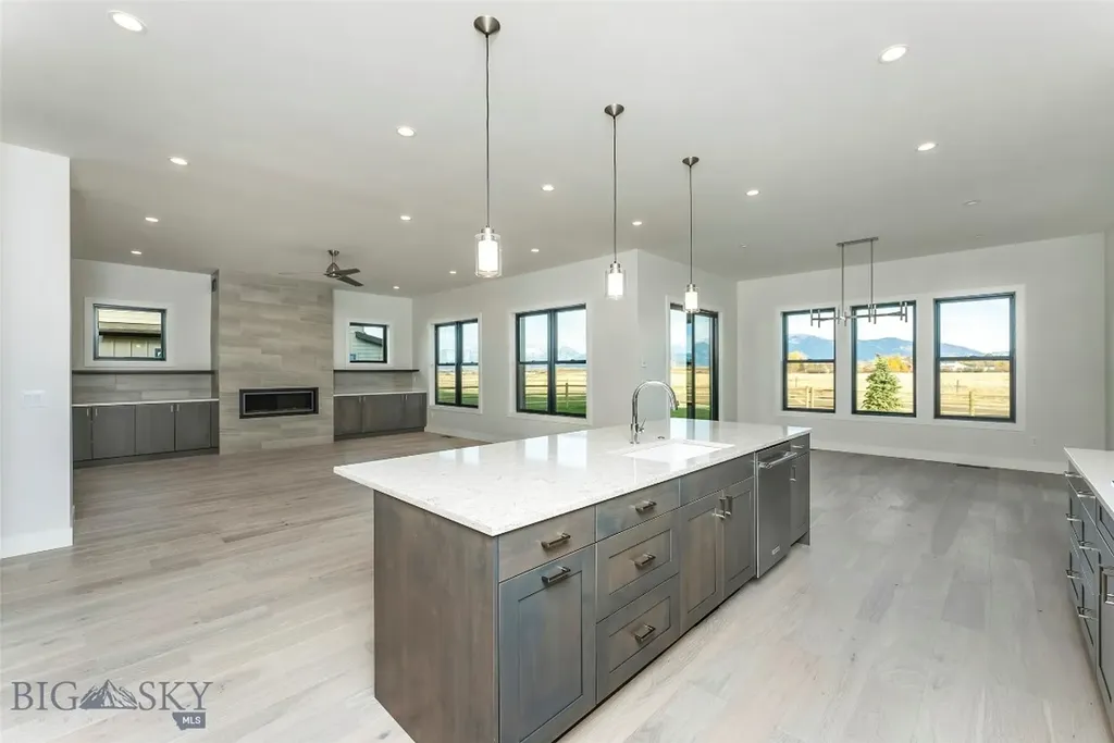 120 Creekbank Loop Bozeman MT 59718