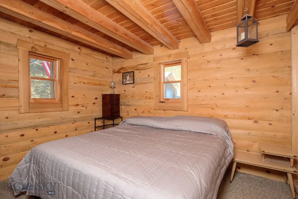 1155 &1269 Dudley Creek Road Gallatin Gateway MT 59730