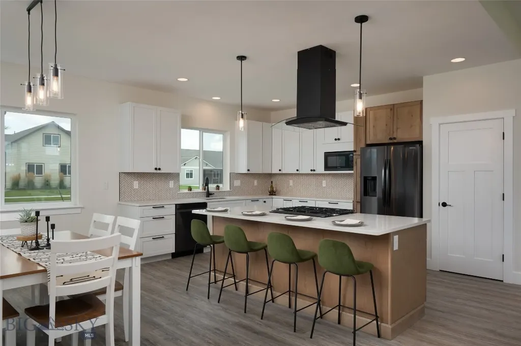 414 NW Passage Lane Manhattan MT 59741