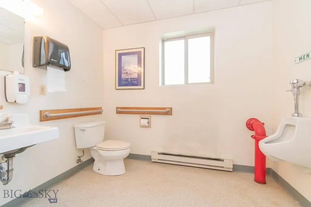 24 N Faithful Street West Yellowstone MT 59758