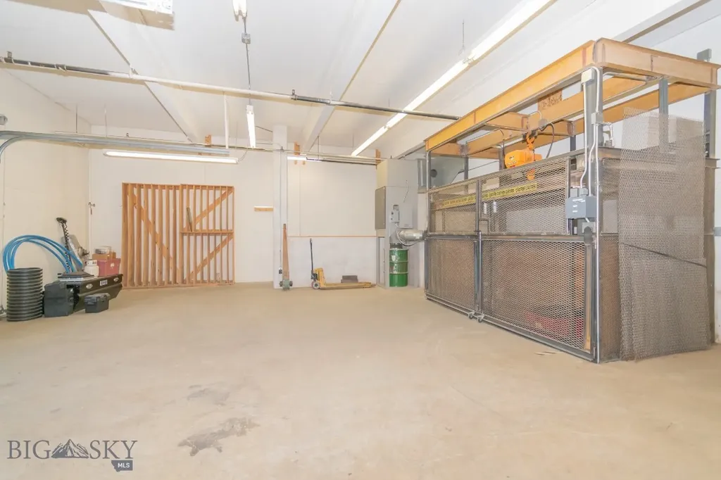 24 N Faithful Street West Yellowstone MT 59758