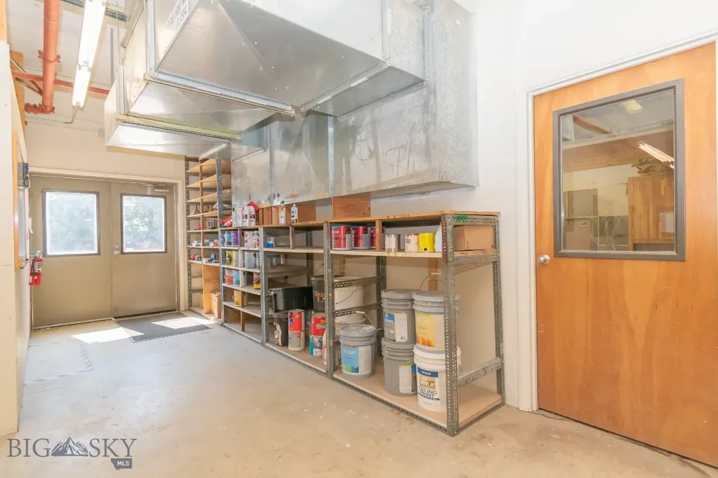 24 N Faithful Street West Yellowstone MT 59758