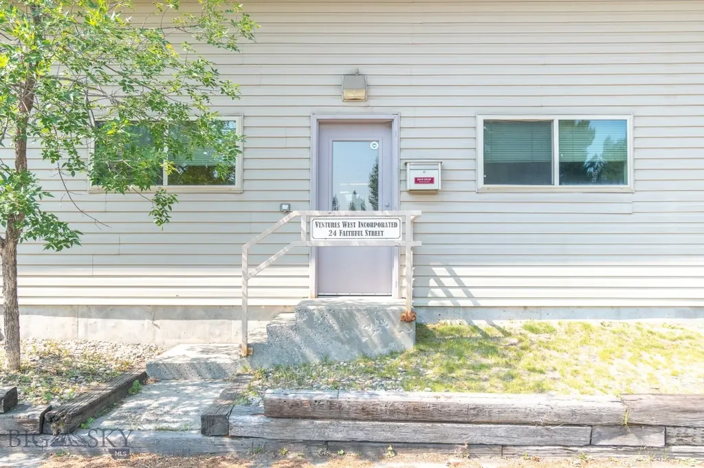 24 N Faithful Street West Yellowstone MT 59758