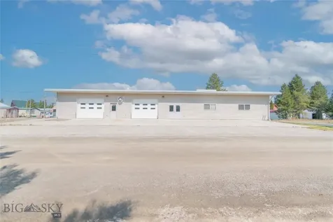 24 N Faithful Street West Yellowstone MT 59758