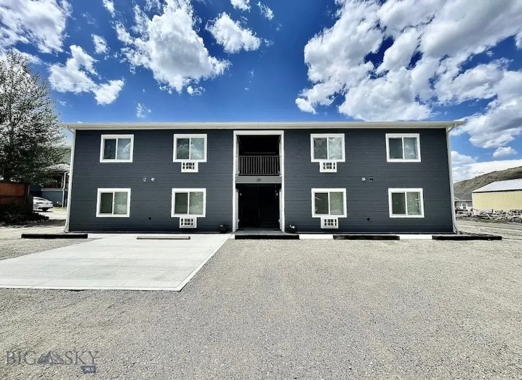 301 Spring Street Gardiner MT 59030