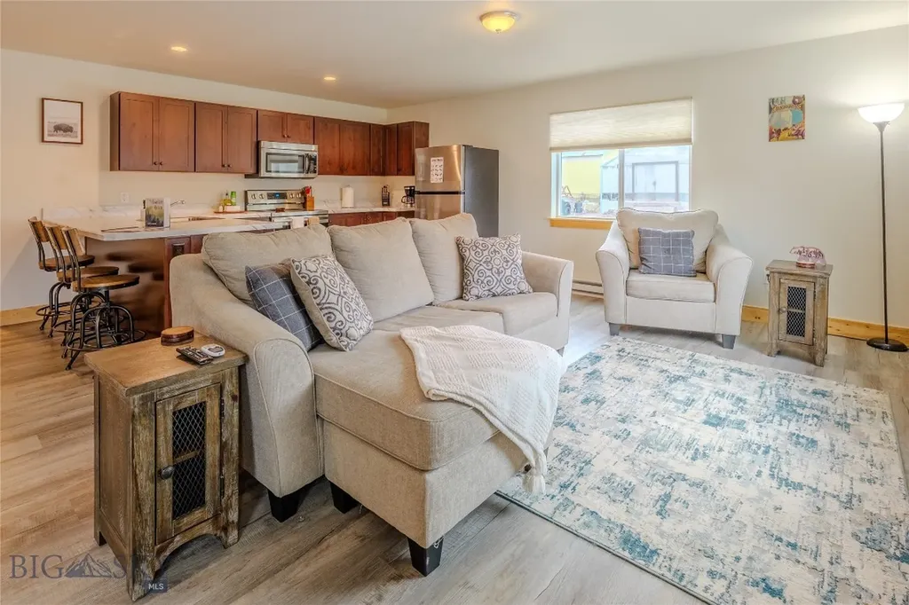 301 Spring Street Gardiner MT 59030