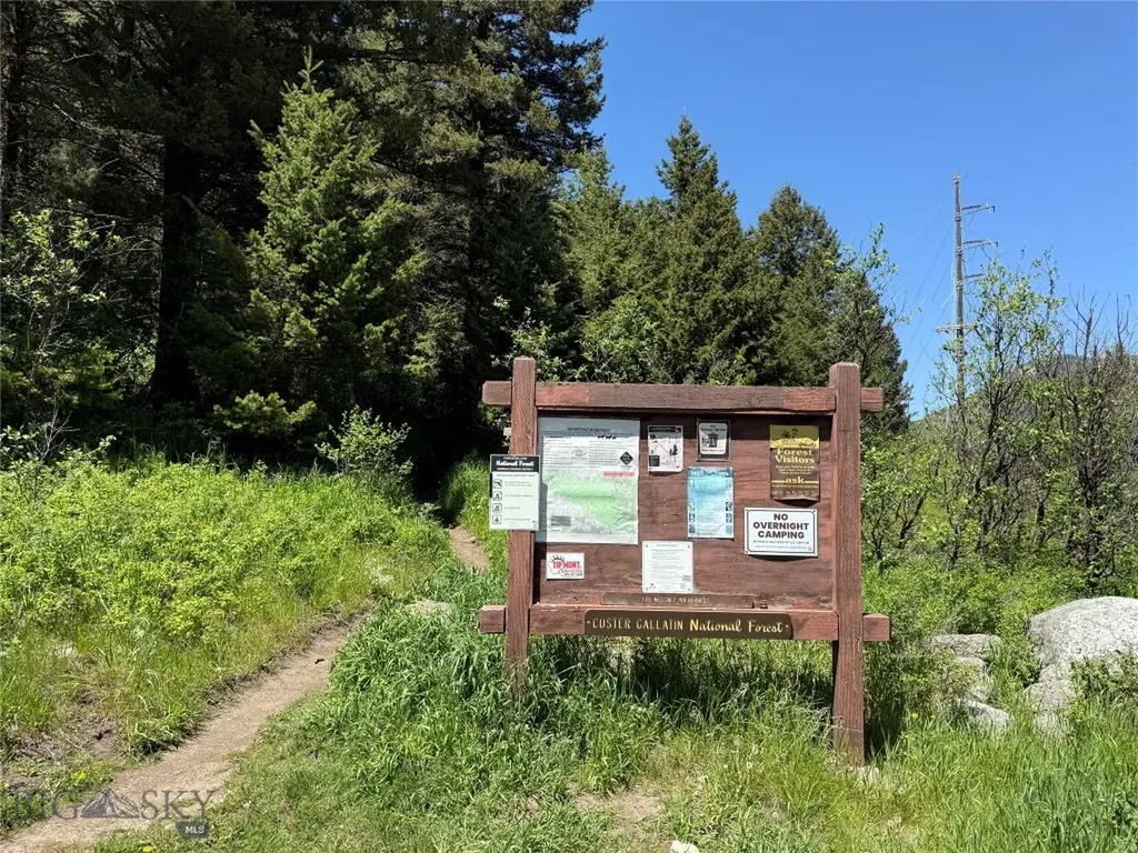 Tbd Dier Lane Gallatin Gateway MT 59730
