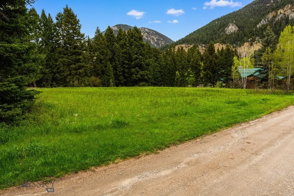 Tbd Dier Lane Gallatin Gateway MT 59730