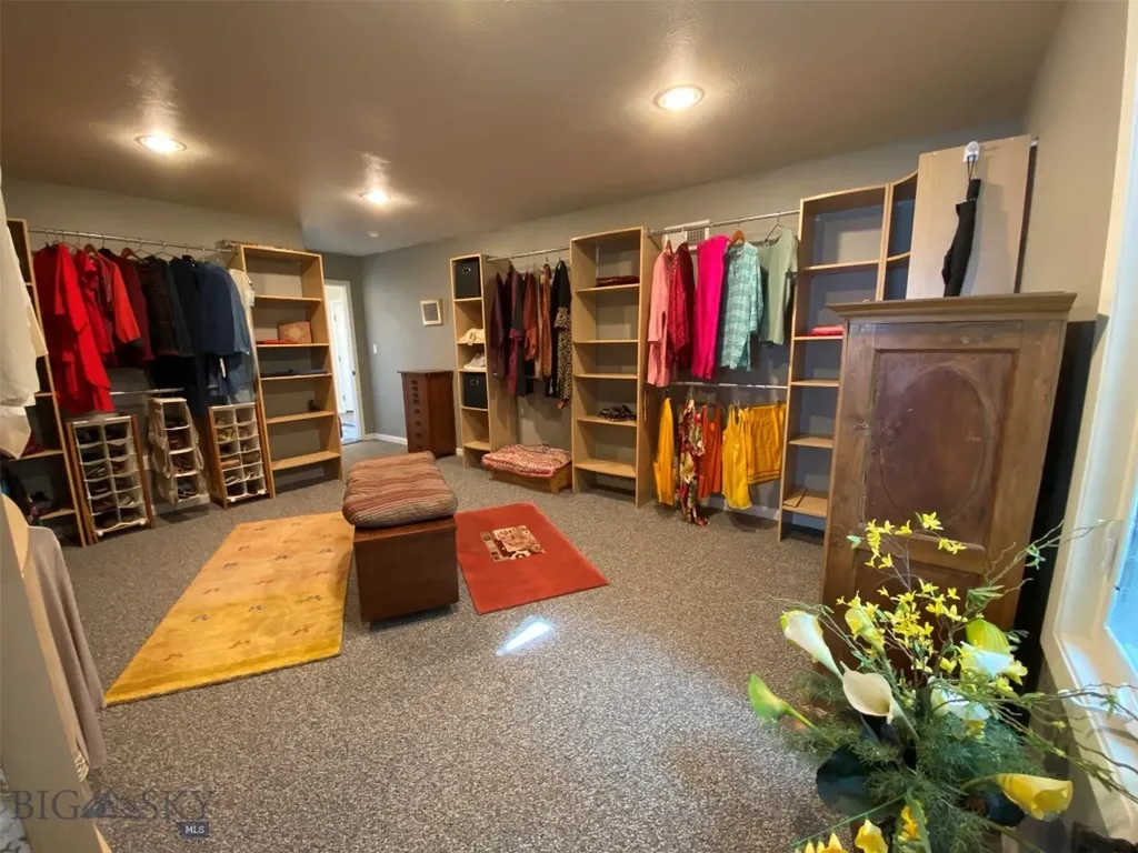 1424 Beef Trail Road Butte MT 59701
