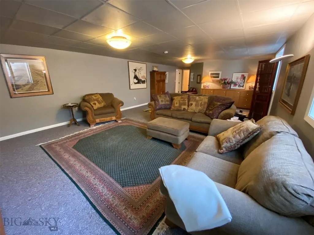 1424 Beef Trail Road Butte MT 59701