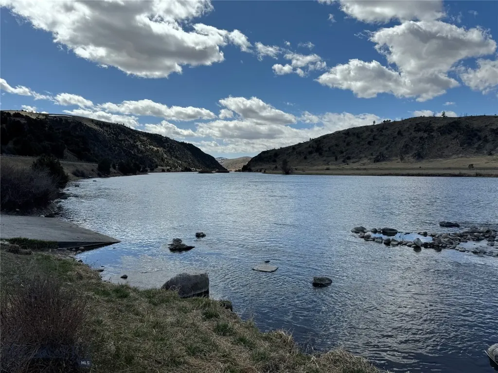 Tract 2a Norris Road Manhattan MT 59741
