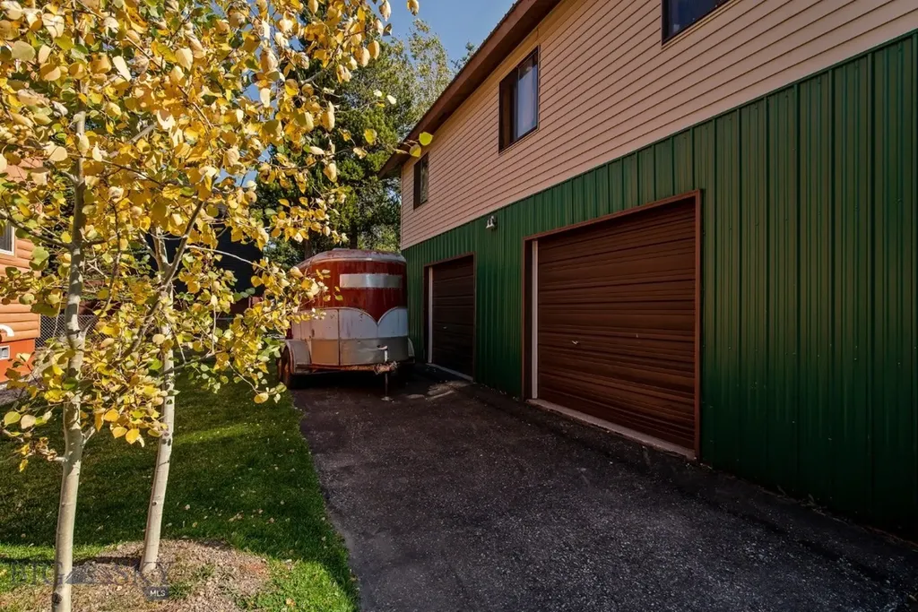 229 N Hayden Street West Yellowstone MT 59758
