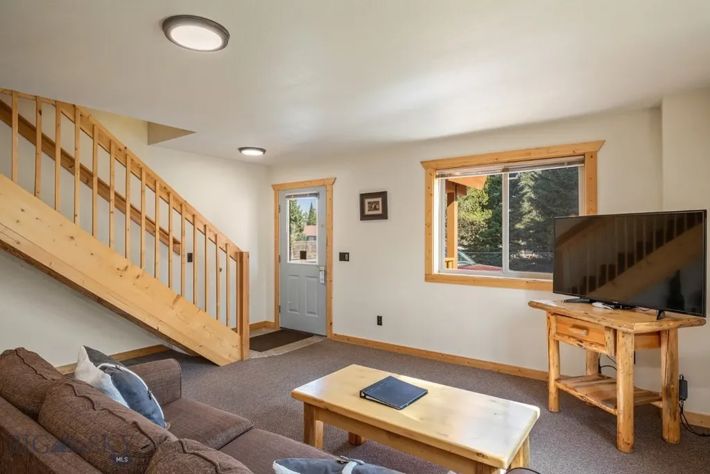 229 N Hayden Street West Yellowstone MT 59758