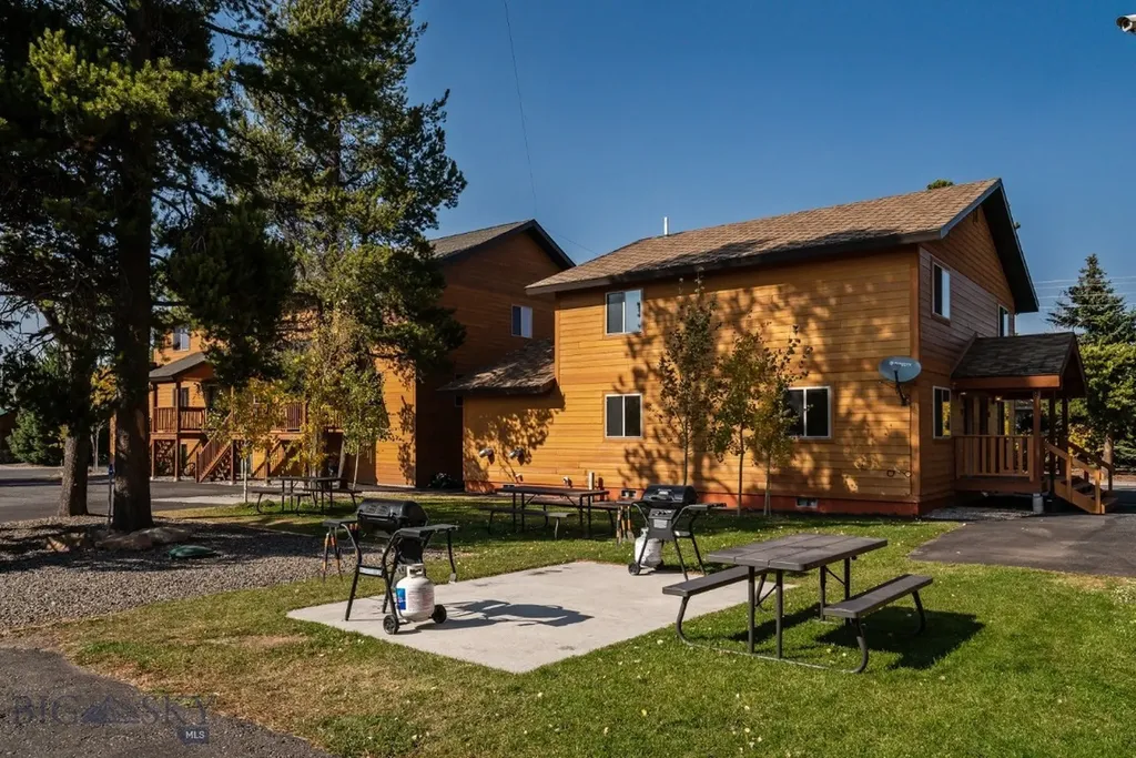 229 N Hayden Street West Yellowstone MT 59758