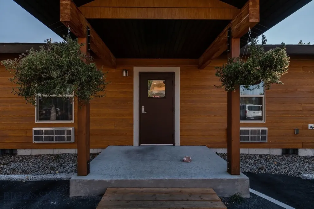 229 N Hayden Street West Yellowstone MT 59758