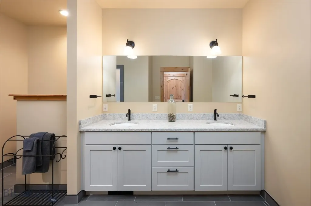 3060 Hamilton Road Belgrade MT 59714