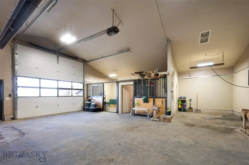 3060 Hamilton Road Belgrade MT 59714