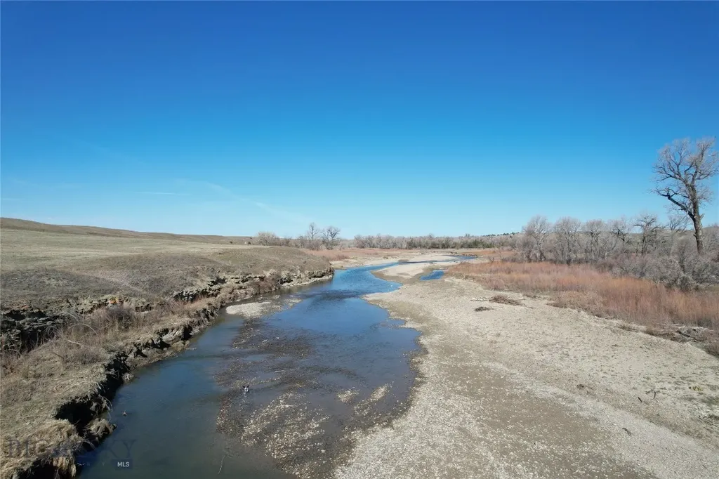 57 South Barber Road Ryegate MT 59036