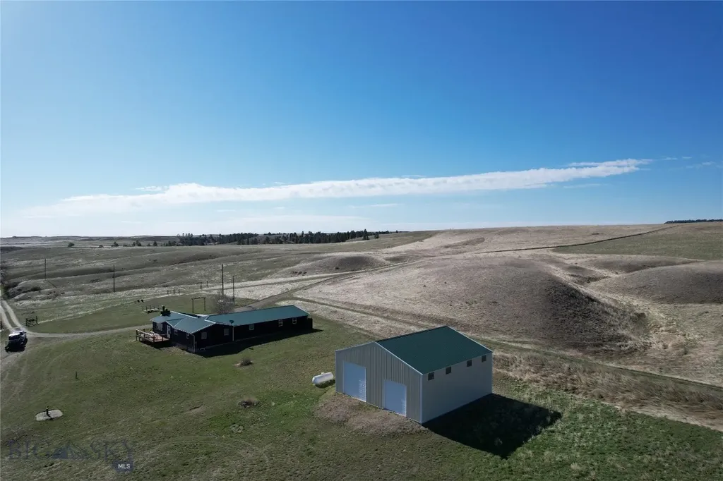 57 South Barber Road Ryegate MT 59036