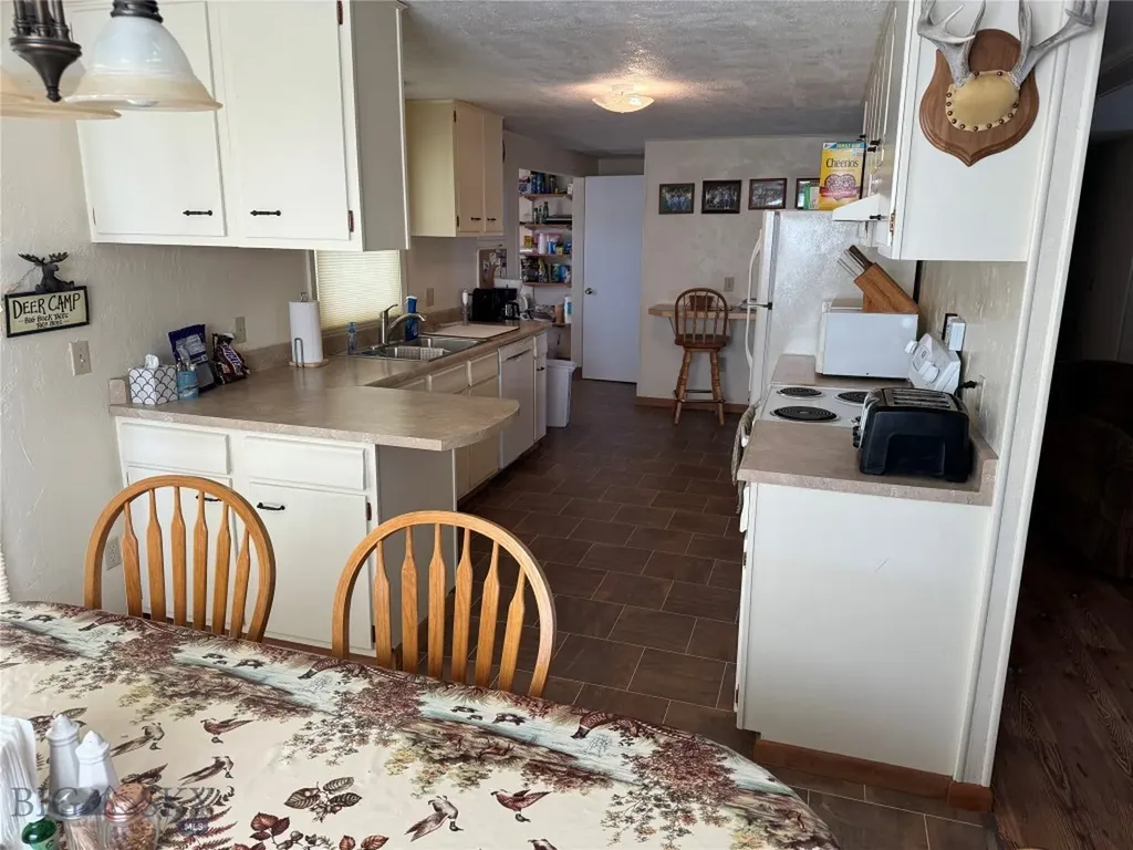 57 South Barber Road Ryegate MT 59036