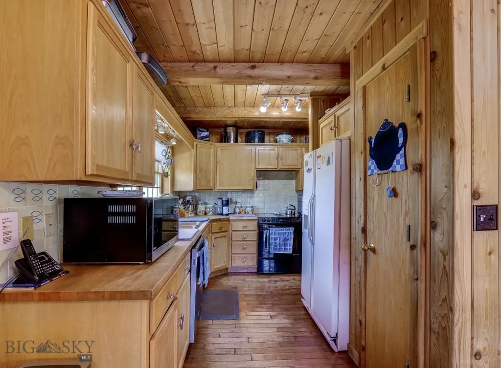 54 Torry Road Cameron MT 59720