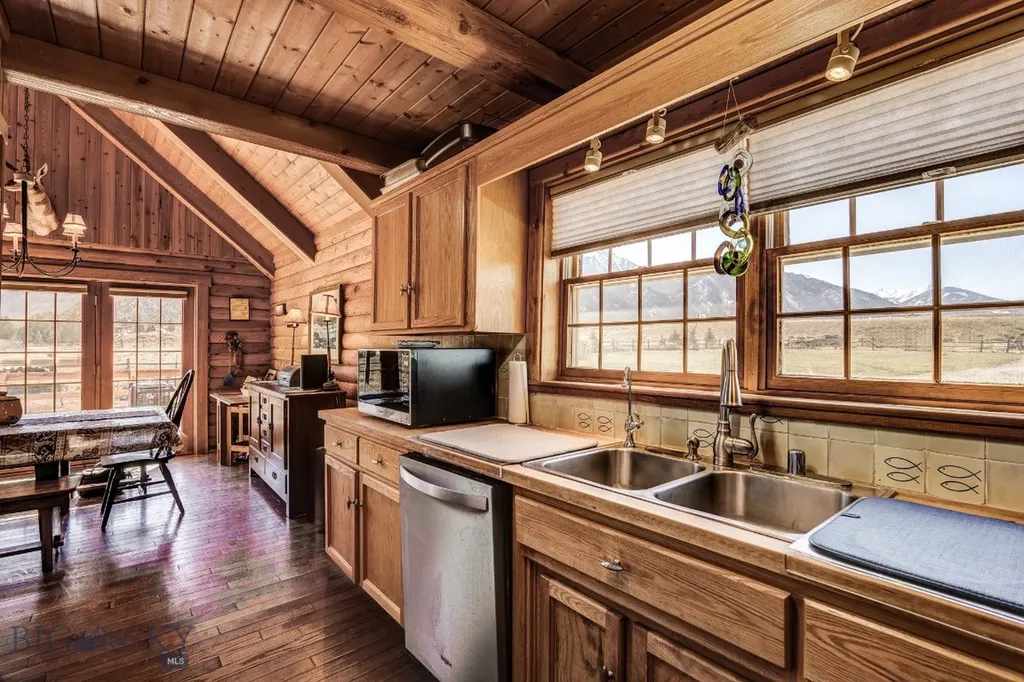 54 Torry Road Cameron MT 59720