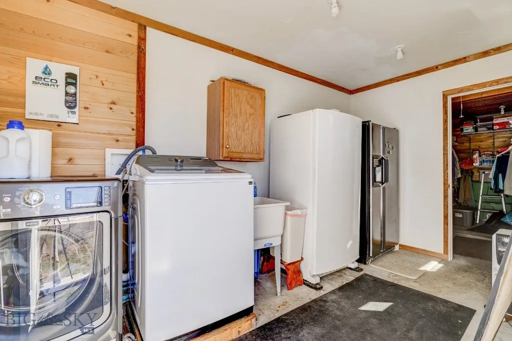 54 Torry Road Cameron MT 59720