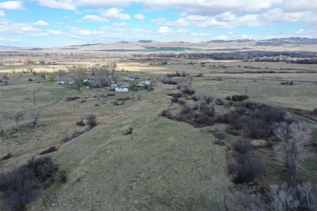 3179 Pyfer Road N Three Forks MT 59752