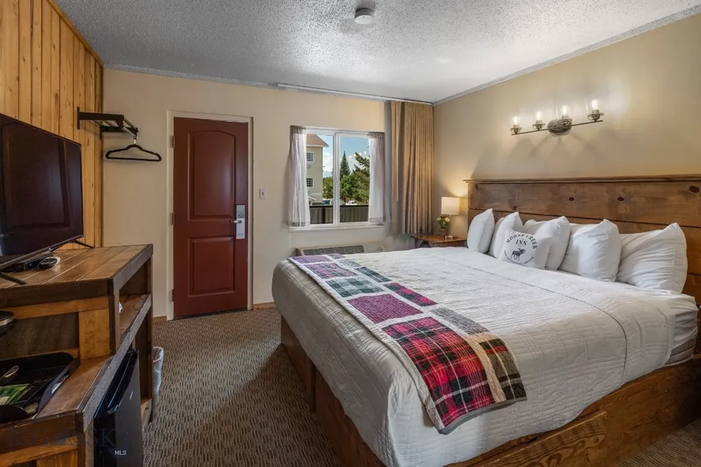 119 Electric West Yellowstone MT 59758
