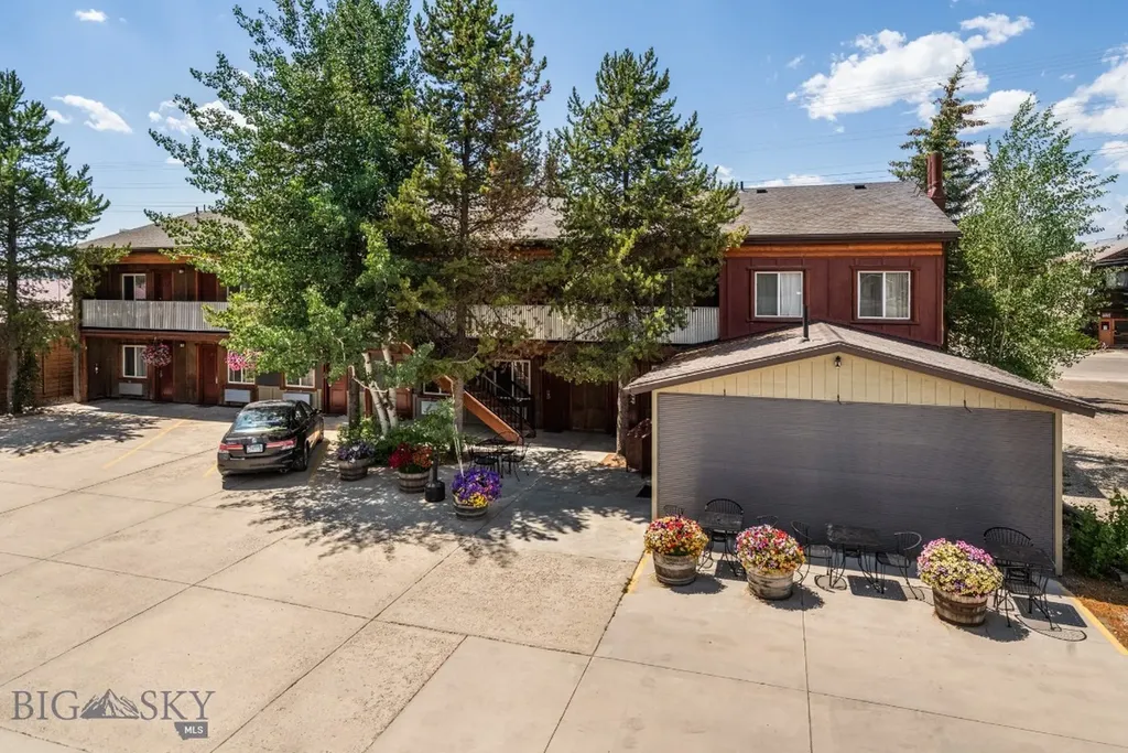 119 Electric West Yellowstone MT 59758