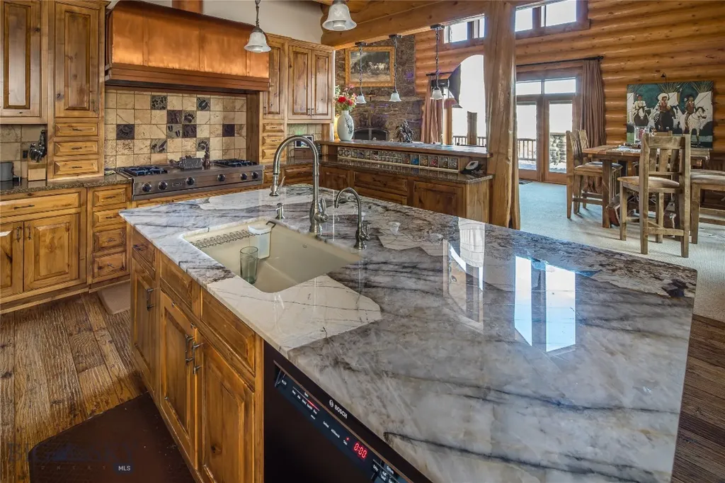 141 Black Wolf Ridge Big Sky MT 59730