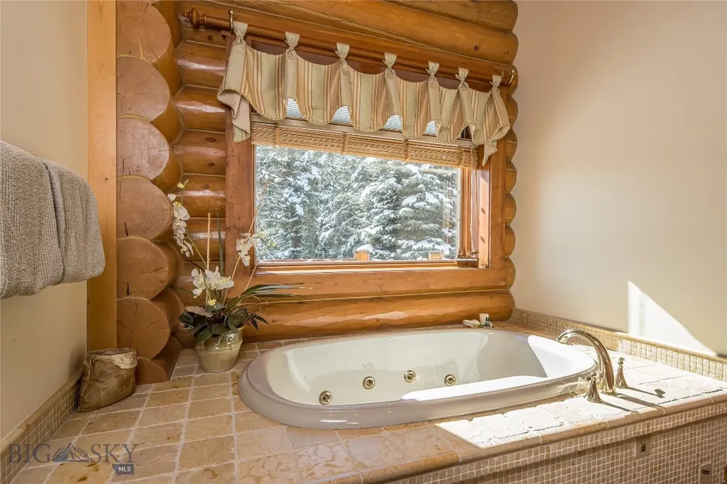 141 Black Wolf Ridge Big Sky MT 59730