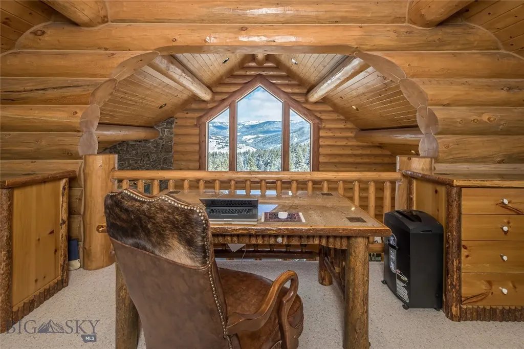 141 Black Wolf Ridge Big Sky MT 59730