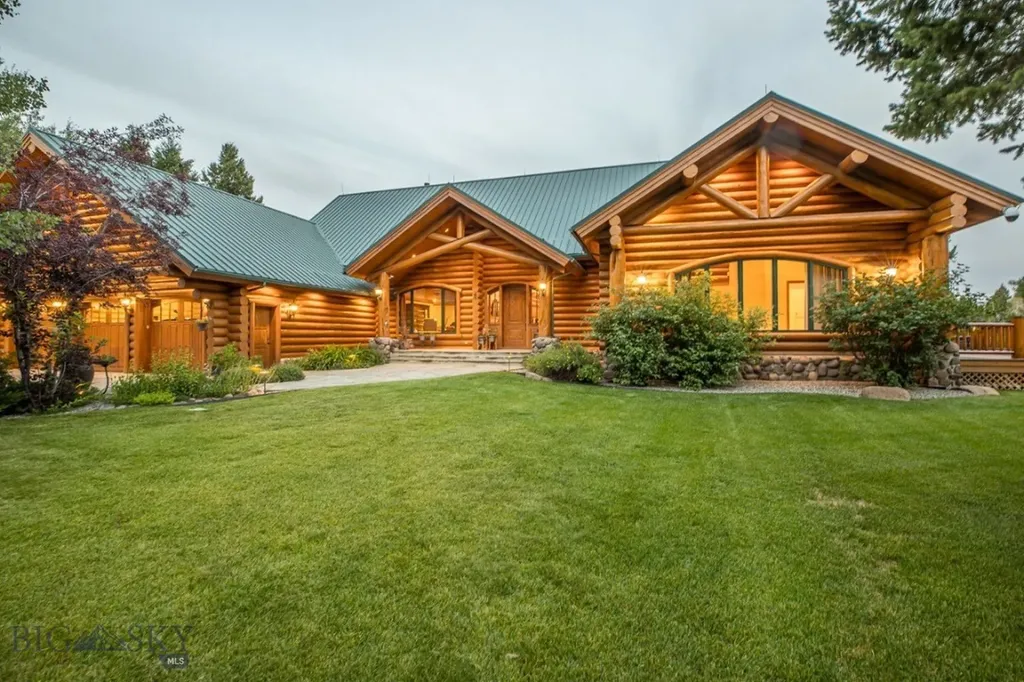 141 Black Wolf Ridge Big Sky MT 59730