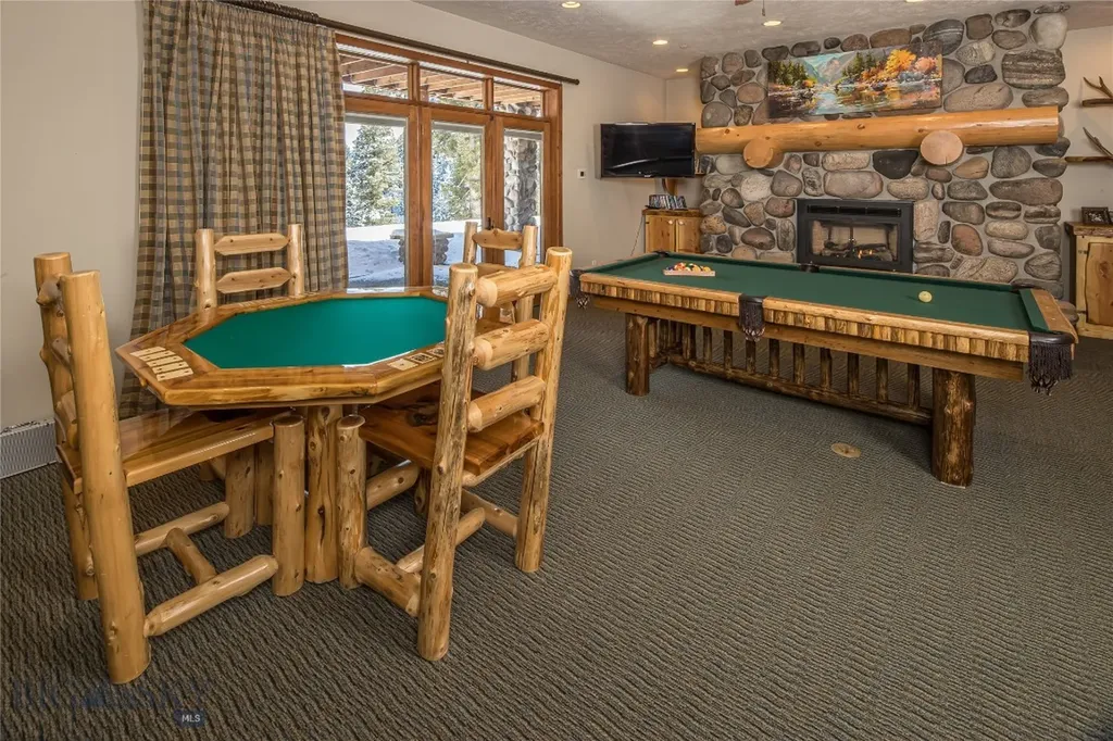 141 Black Wolf Ridge Big Sky MT 59730