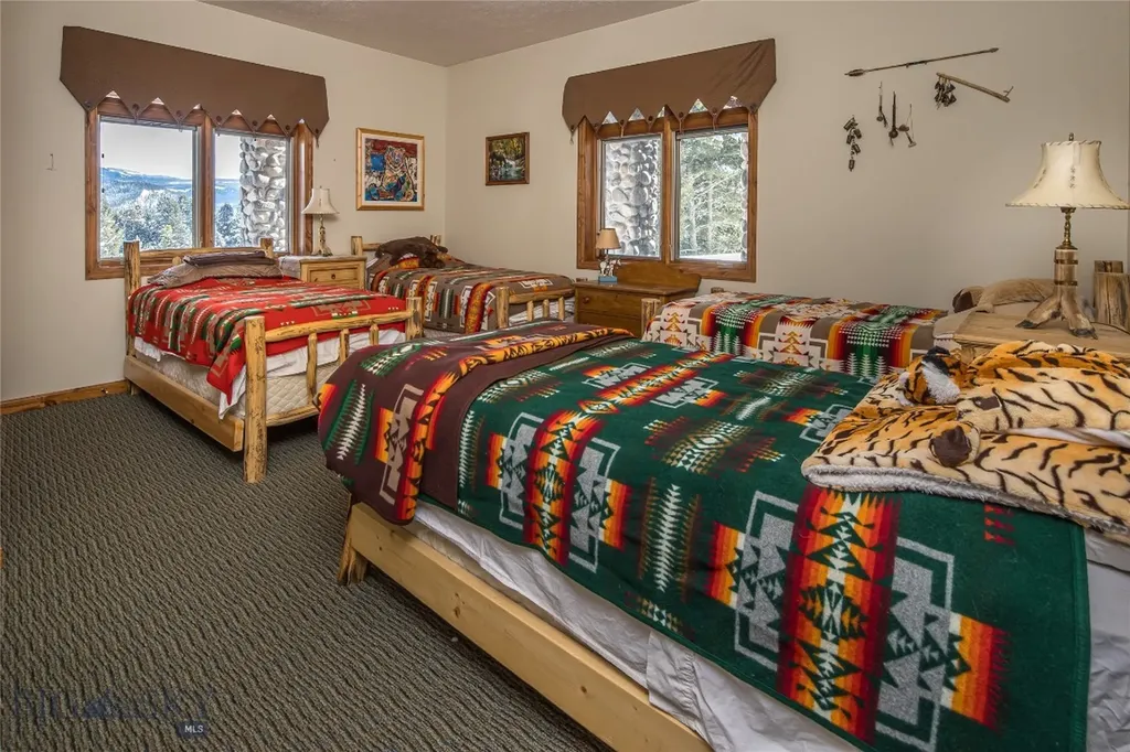 141 Black Wolf Ridge Big Sky MT 59730
