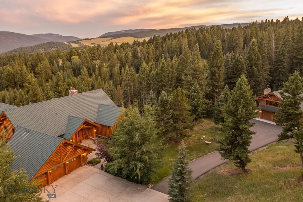 141 Black Wolf Ridge Big Sky MT 59730