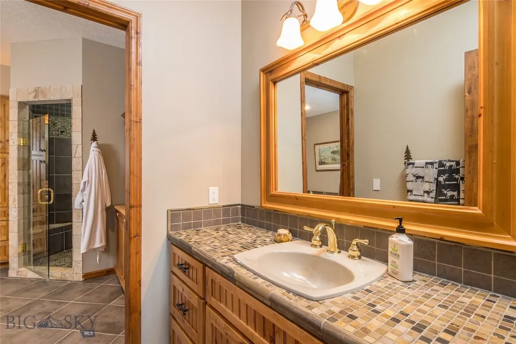 141 Black Wolf Ridge Big Sky MT 59730