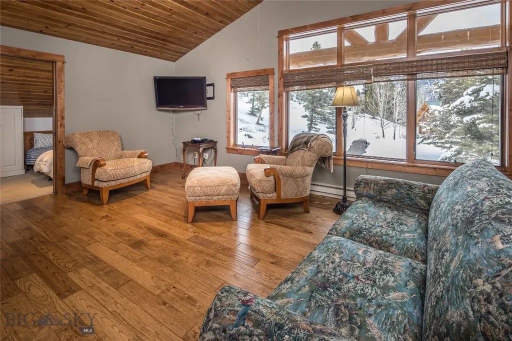 141 Black Wolf Ridge Big Sky MT 59730